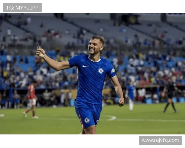 霍尔称对抗顶级球员让我更强大